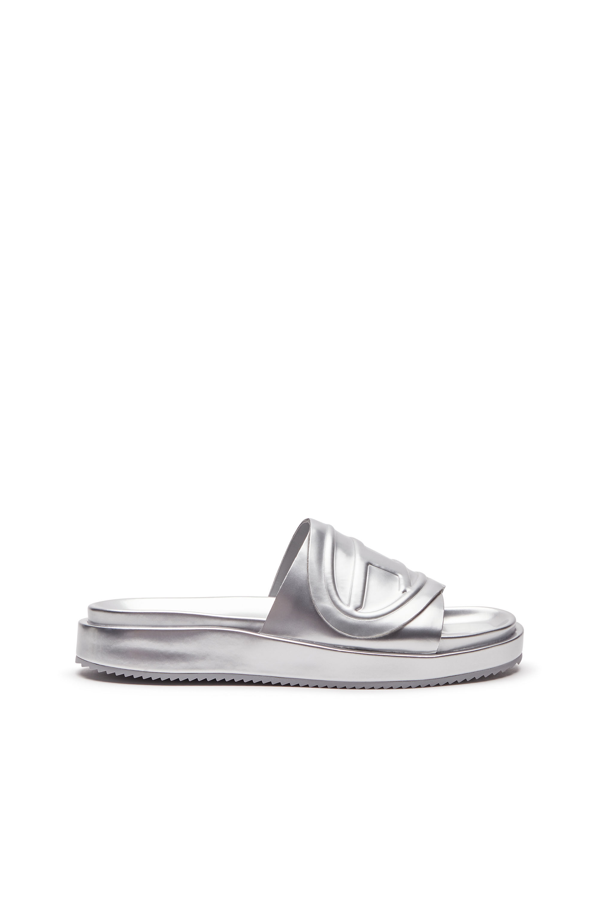Diesel - SA-SLIDE D OVAL W, Woman Sa-Slide D-Metallic slide sandals with Oval D strap in Silver - Image 1