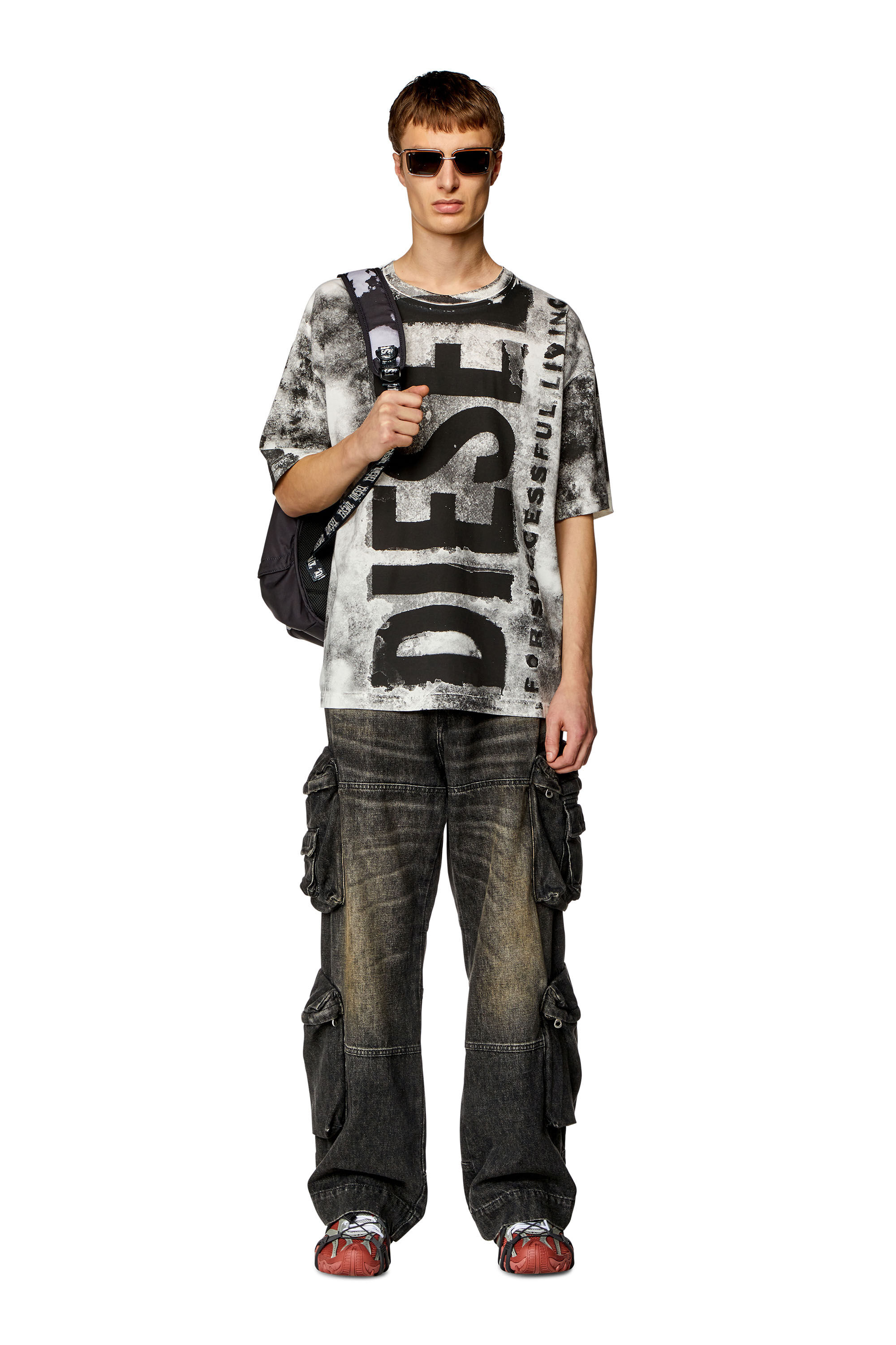 Diesel - T-BOXT-BISC, Man T-shirt with maxi bleeding logos in Multicolor - Image 3