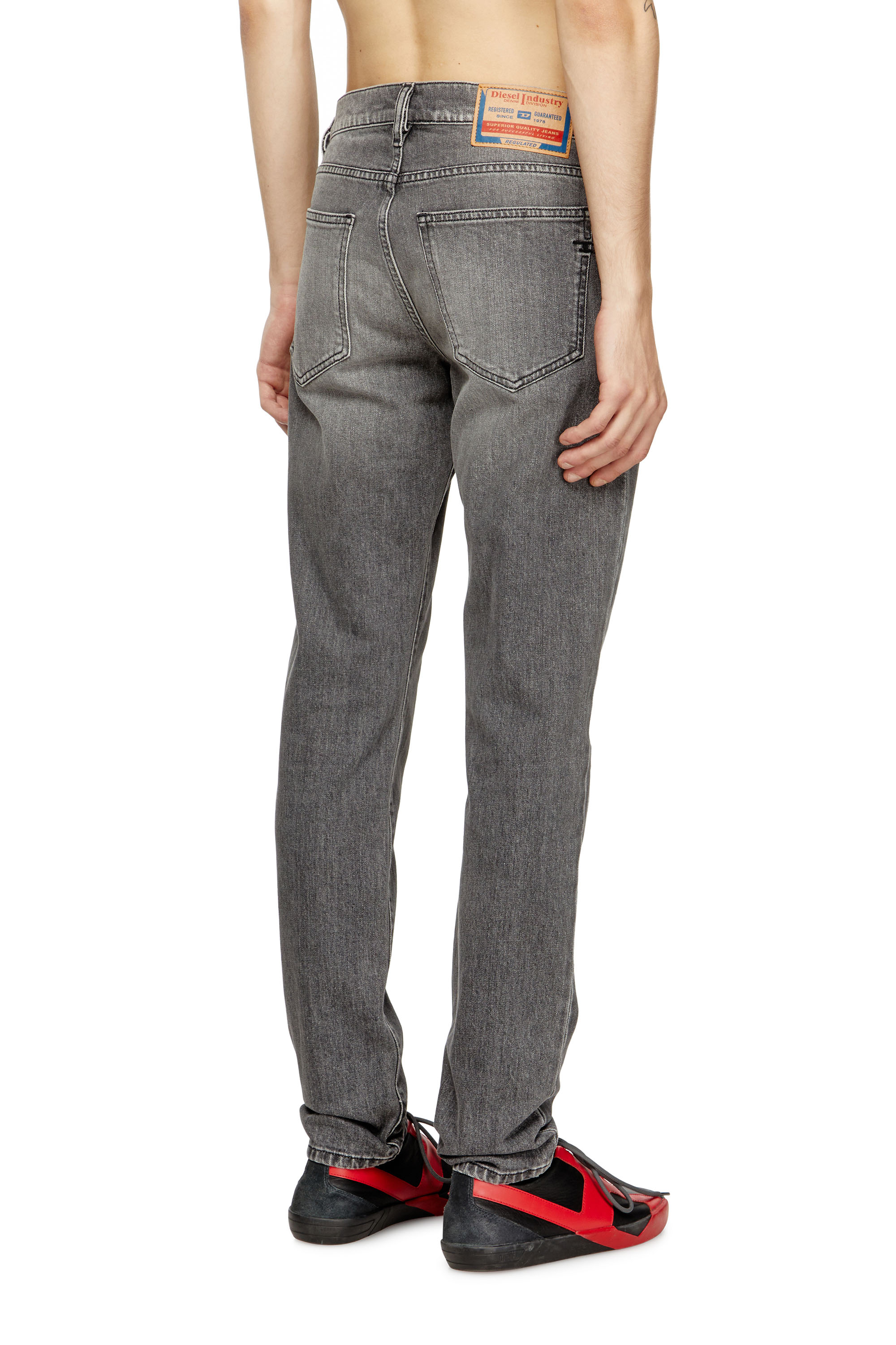 Slim Jeans 2019 D-Strukt 09M30, Grey Diesel - Man's Slim Jeans 2019 D-Strukt 09M30, Grey - 4