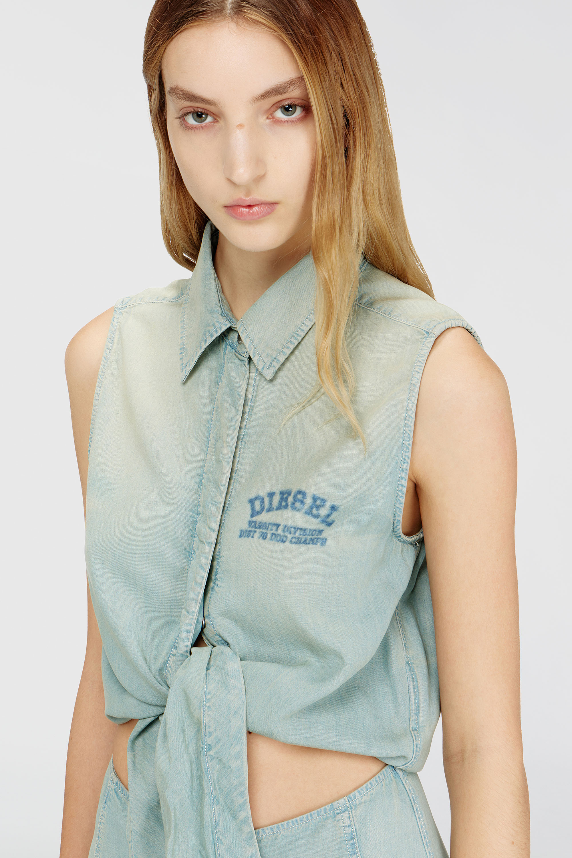 Diesel - DE-SUSY-S, Woman's Midi dress in fluid dirt-effect denim in Light Blue - 4