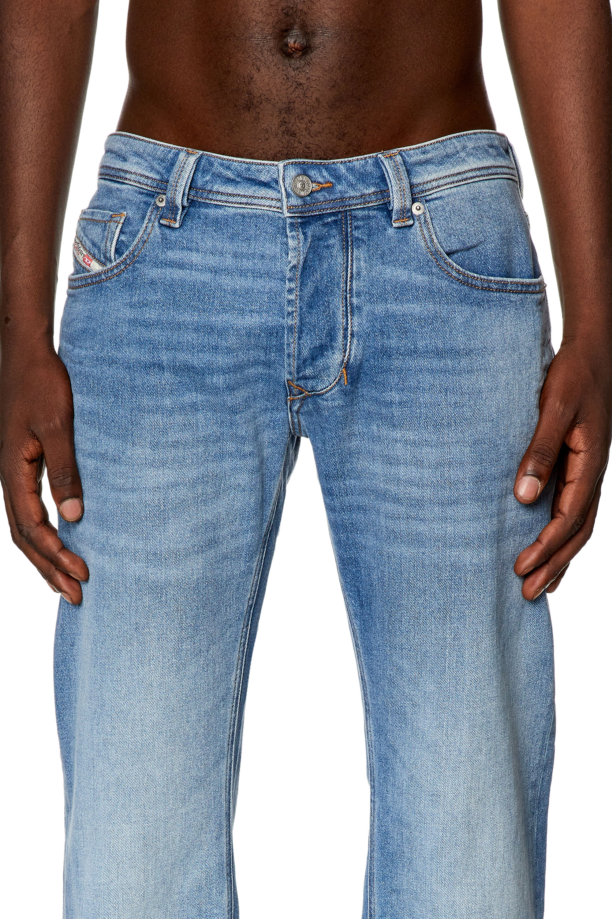 Diesel - Straight Jeans 1985 Larkee 0ENAS, Light Blue - Image 3