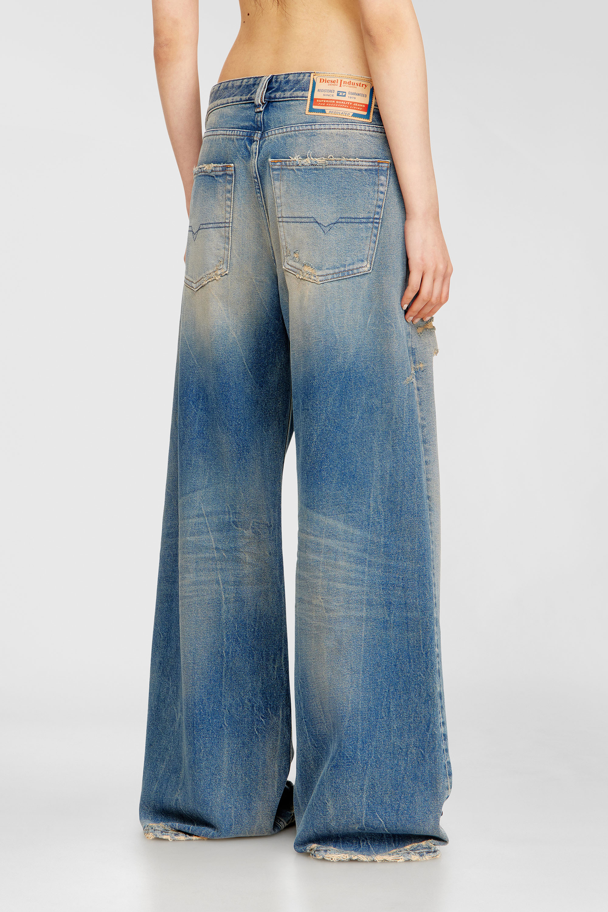 Diesel - Unisex's Relaxed Jeans 1996 D-Sire 09N29, Medium blue - 3