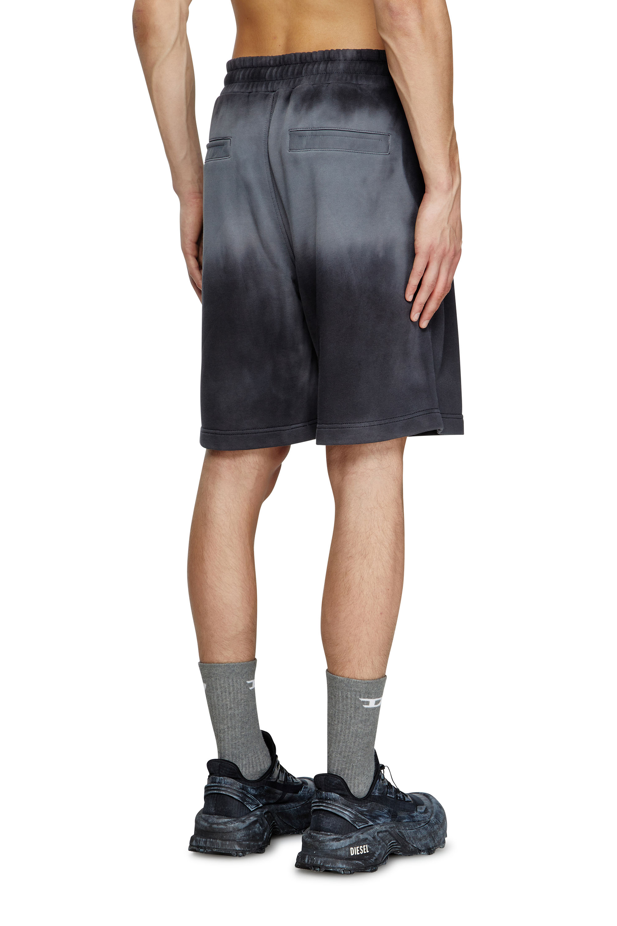 P-CROWNE-R1, Black Diesel - P-CROWNE-R1, Man's Faded sweat shorts with micro logo in Black - 4