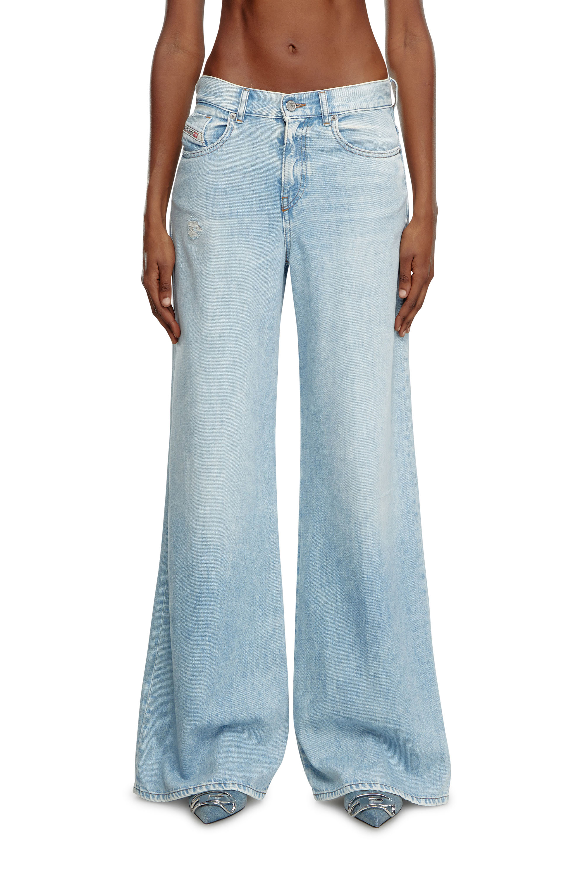 Diesel - Woman's Flare Jeans 1978 D-Akemi 068MQ, Light Blue - 1