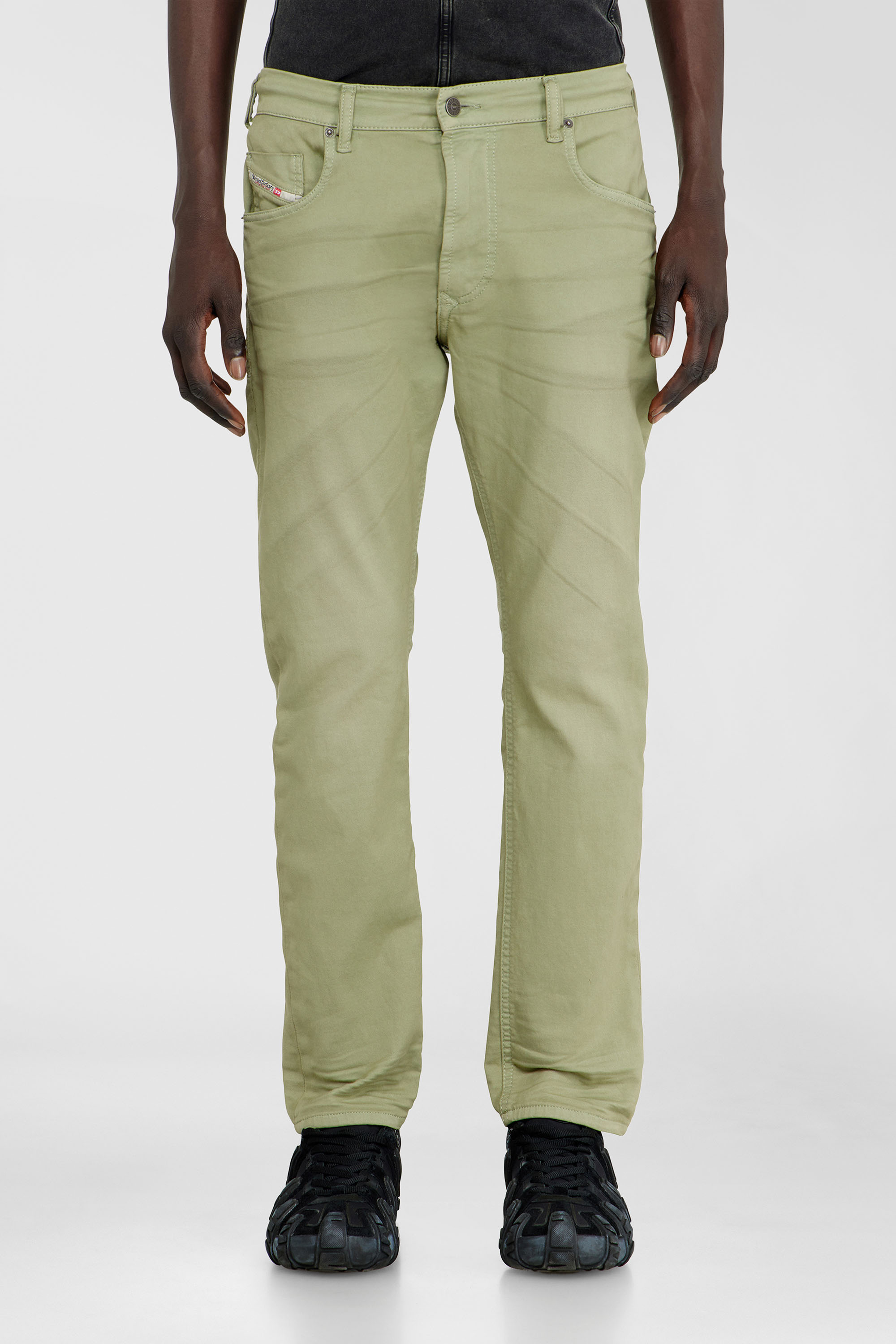 Diesel - Man's Regular 2032 D-Krooley-BW Joggjeans&reg; 0670M, Olive Green - 2