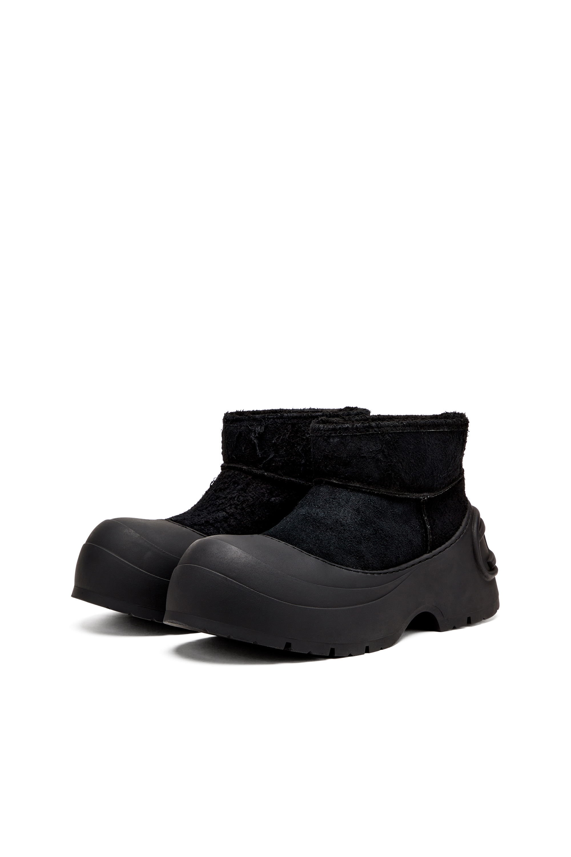 Diesel - D-DONALD MONTONE, Man's D-Donald-Chunky ankle boot with lug sole in Black - 8